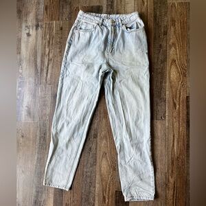 BDG Light Wash High-Rise Relaxed Jeans